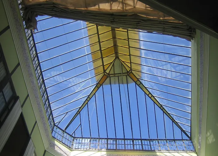 Отель Al Andalus Jerez 2*